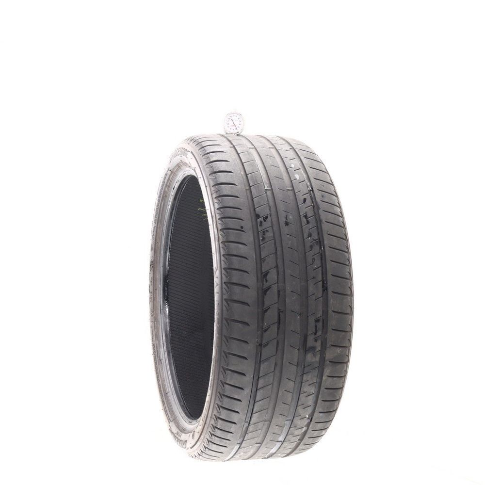 Set of (2) Used 275/35R21 Bridgestone Alenza 001 RFT 103Y - 5.5/32 - Image 1