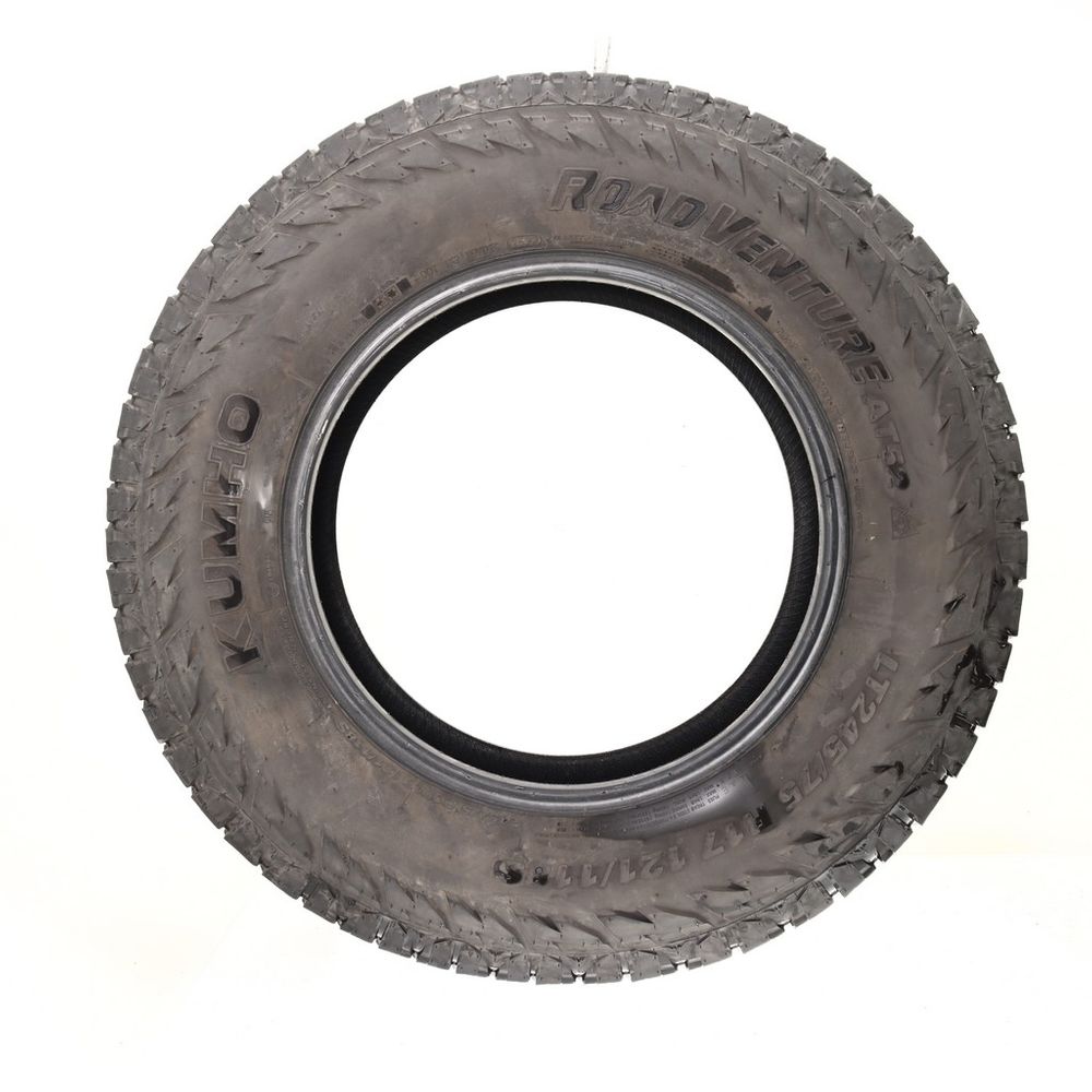 Set of (2) Used LT 245/75R17 Kumho Road Venture AT52 121/118S E - 11-11.5/32 - Image 3