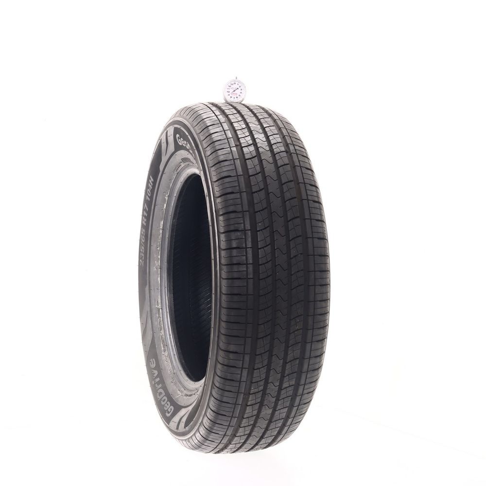 Set of (2) Used 235/65R17 GeoDrive KH16 104H - 7.5-9/32 - Image 4