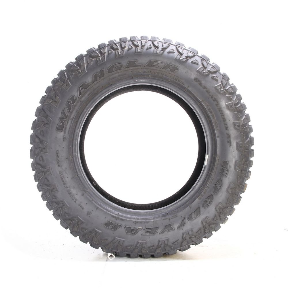 Set of (2) Used LT 275/65R18 Goodyear Wrangler Ultra Terrain AT 123/120Q E - 14-15/32 - Image 3