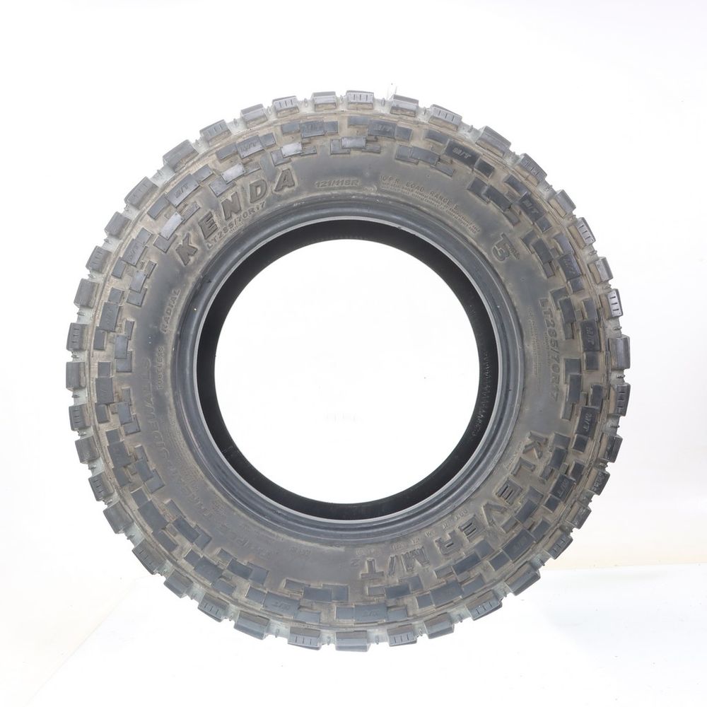 Set of (2) Used LT 285/70R17 Kenda Klever M/T 2 121/118R E - 8-8.5/32 - Image 6