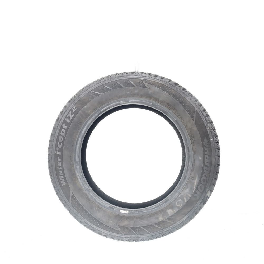 Used 205/65R16 Hankook Winter iCept iZ2 W616 95T - 7.5/32 - Image 3