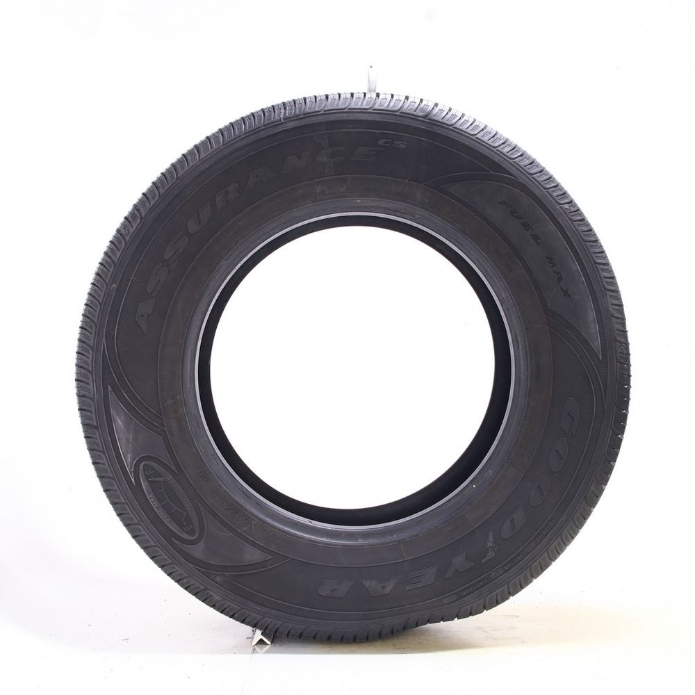 Set of (2) Used 265/65R17 Goodyear Assurance CS Fuel Max 112T - 8/32 - Image 3