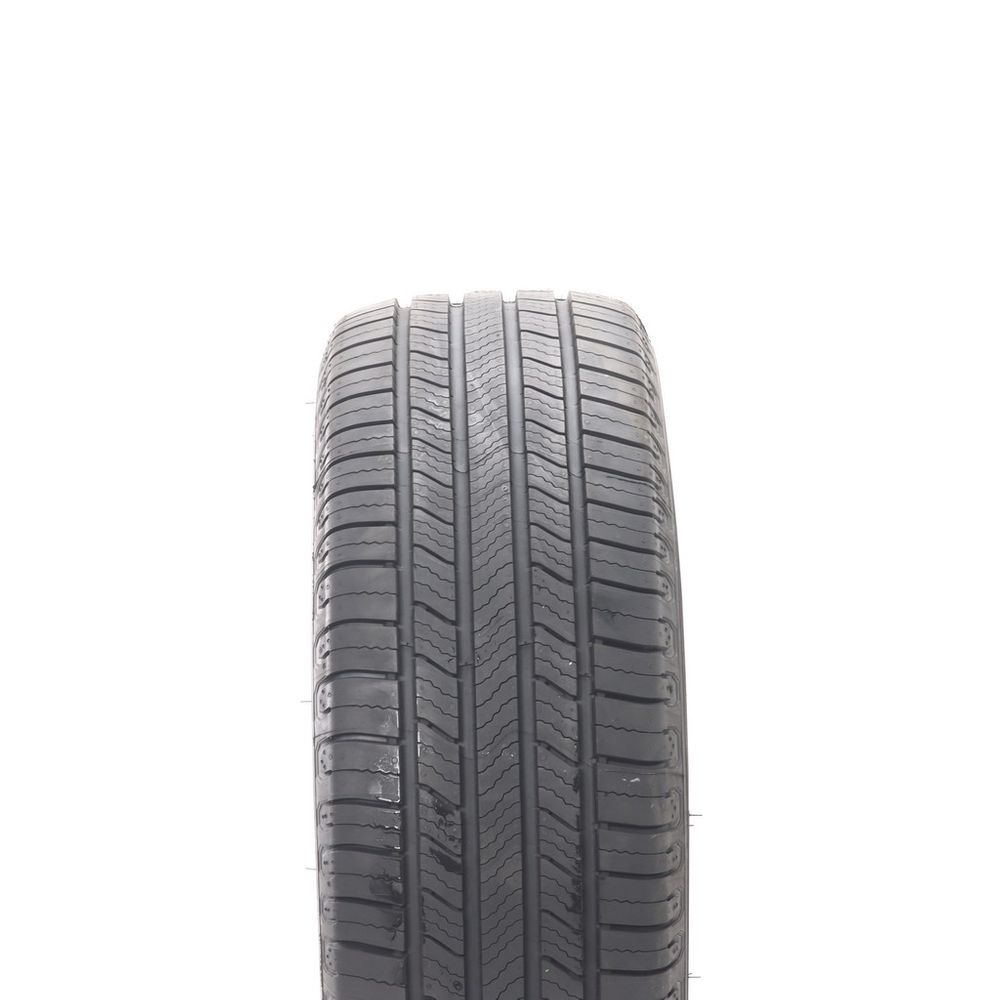 Set of (2) Driven Once 235/55R18 Michelin Defender 2 104H - 11/32 - Image 2