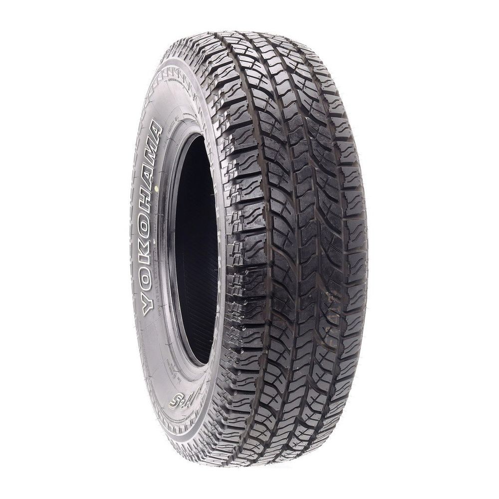 Driven Once 245/70R16 Yokohama Geolandar A/T-S 105S - 13/32 - Image 1