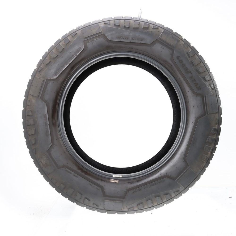 Used LT 285/65R20 Goodyear Wrangler Territory RT TO SoundComfort 123/120H D - 5/32 - Image 3