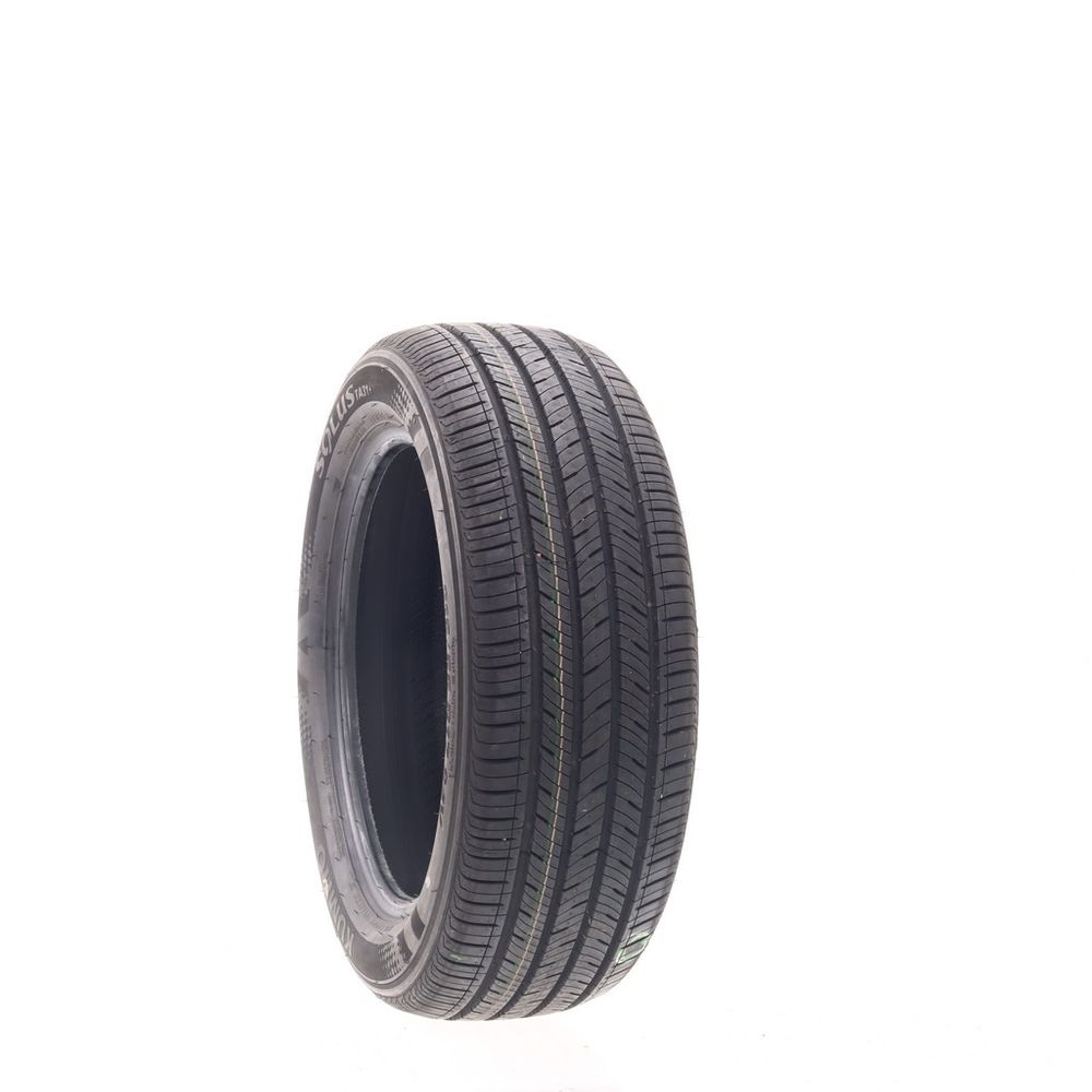 Set of (4) Driven Once 215/55R17 Kumho Solus TA31 Plus 94V - 9.5-10/32 - Image 4