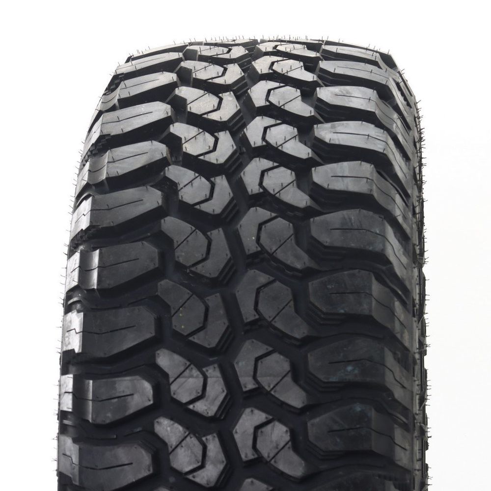 Set of (2) New LT 305/70R16 Delinte DX-9 Bandit M/T 124/121R E - Image 2