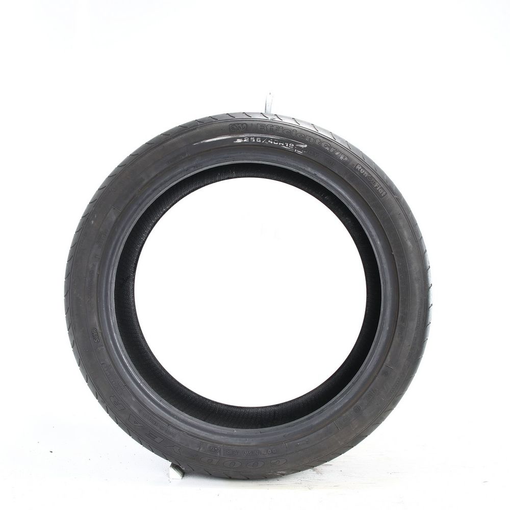 Used 255/40R19 Goodyear EfficientGrip Run Flat AOE 100Y - 7/32 - Image 3