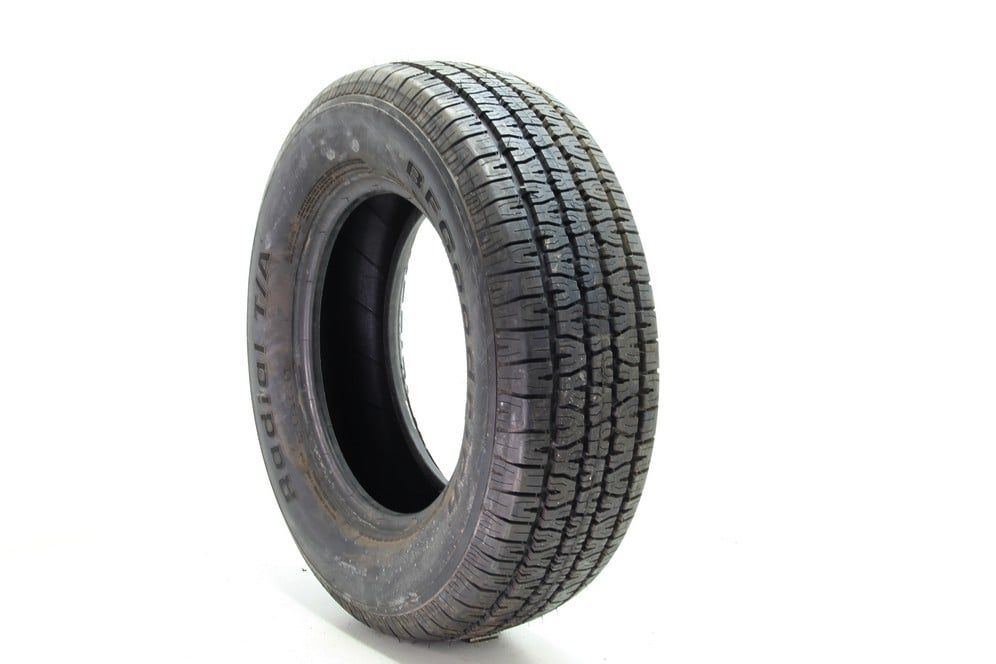 New 215/70R15 BFGoodrich Radial T/A 97S - 12/32 - Image 1