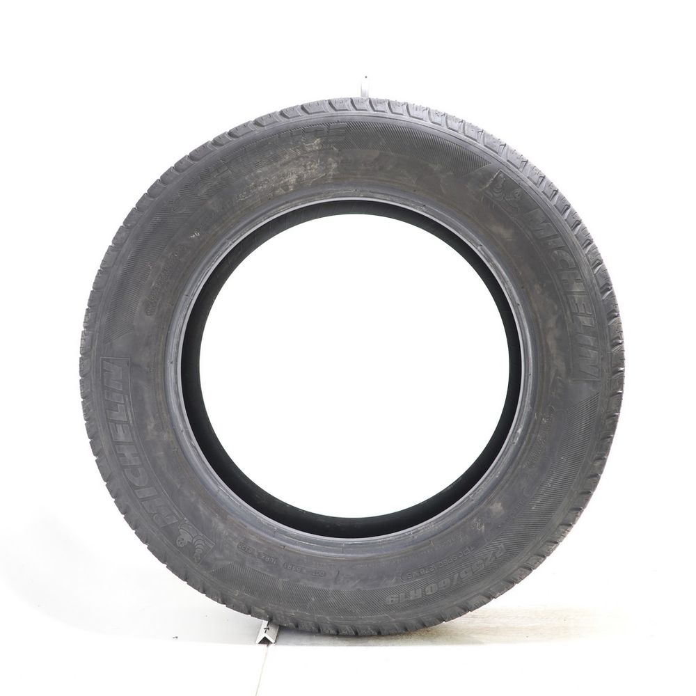 Used 255/60R19 Michelin Latitude Tour 108S - 7/32 - Image 3