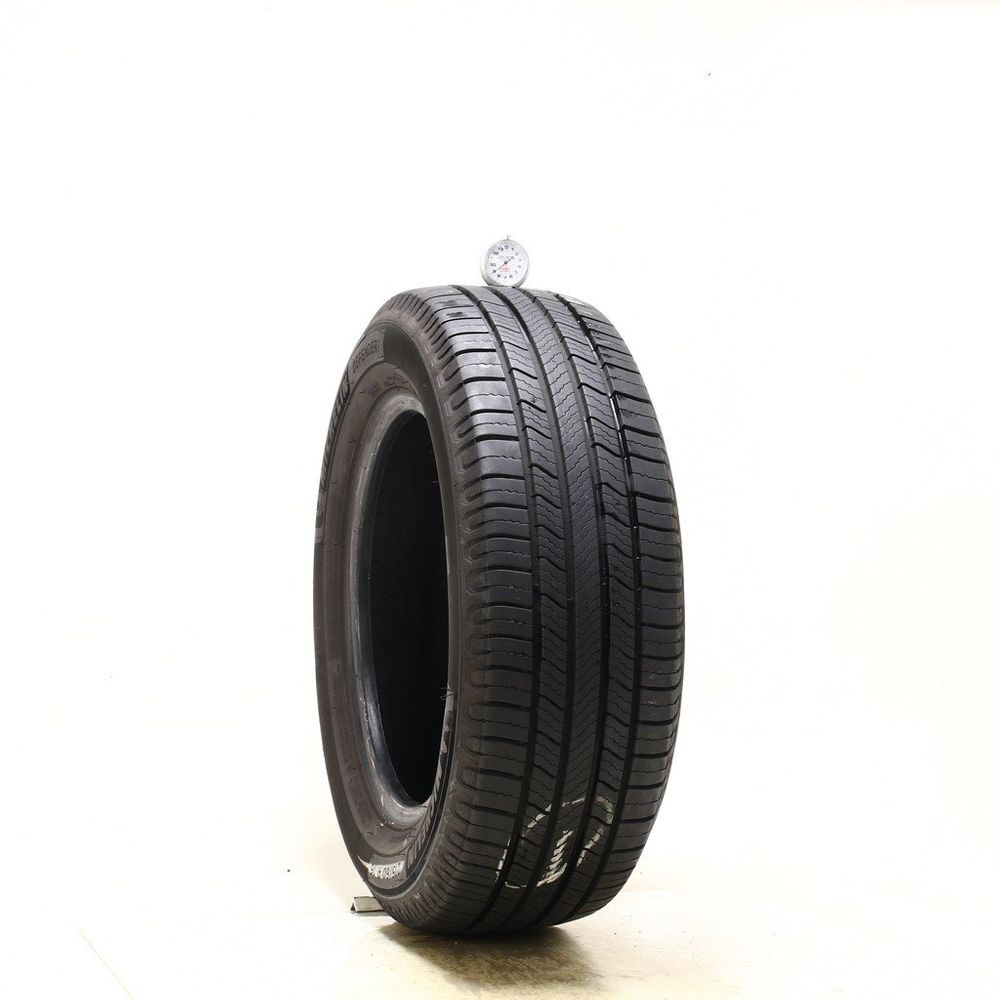 Set of (4) Used 215/60R16 Michelin Defender 2 95H - 8.5-9.5/32 - Image 1