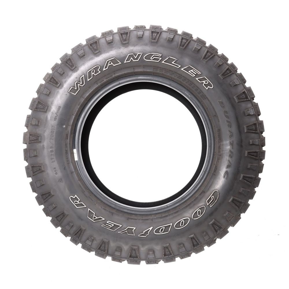 Set of (2) Used LT 285/70R17 Goodyear Wrangler Duratrac 121/118Q E - 12/32 - Image 3