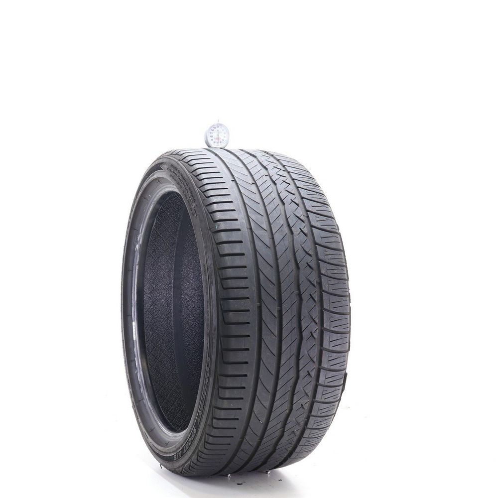 Set of (2) Used 255/35R18 Dunlop Conquest sport A/S 94Y - 6.5-8/32 - Image 1
