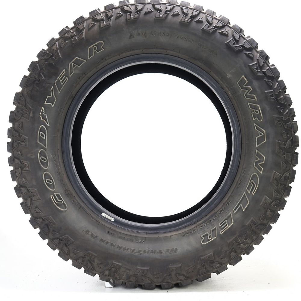 Used LT 285/65R18 Goodyear Wrangler Ultra Terrain AT 125/122Q - 9/32 - Image 3