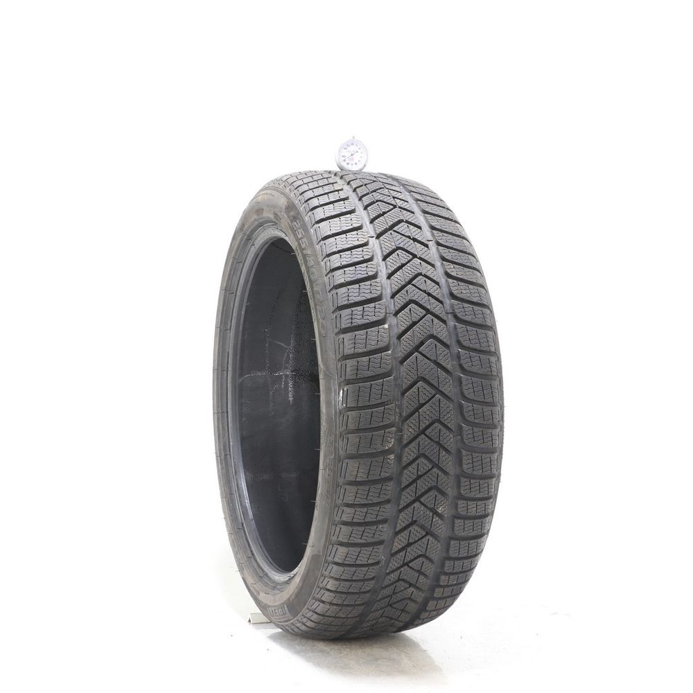 Set of (2) Used 255/40R20 Pirelli Winter Sottozero 3 MO 101V - 8.5-9/32 - Image 4