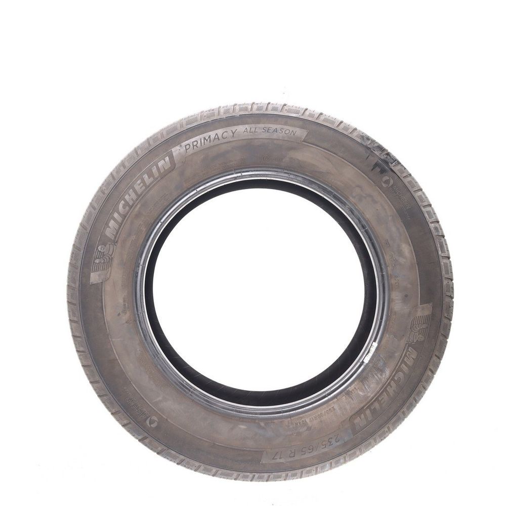 Set of (4) Used 235/65R17 Michelin Primacy All Season 104H - 7.5/32 - Image 3
