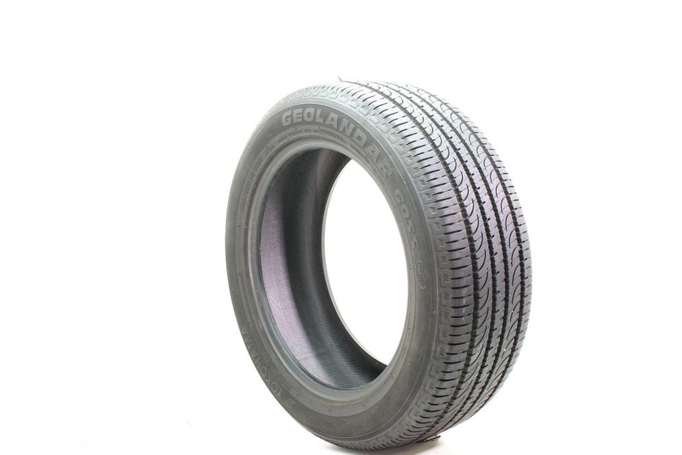 Set of (2) Used 255/55R20 Yokohama Geolandar G055 110H - 11/32 - Image 1