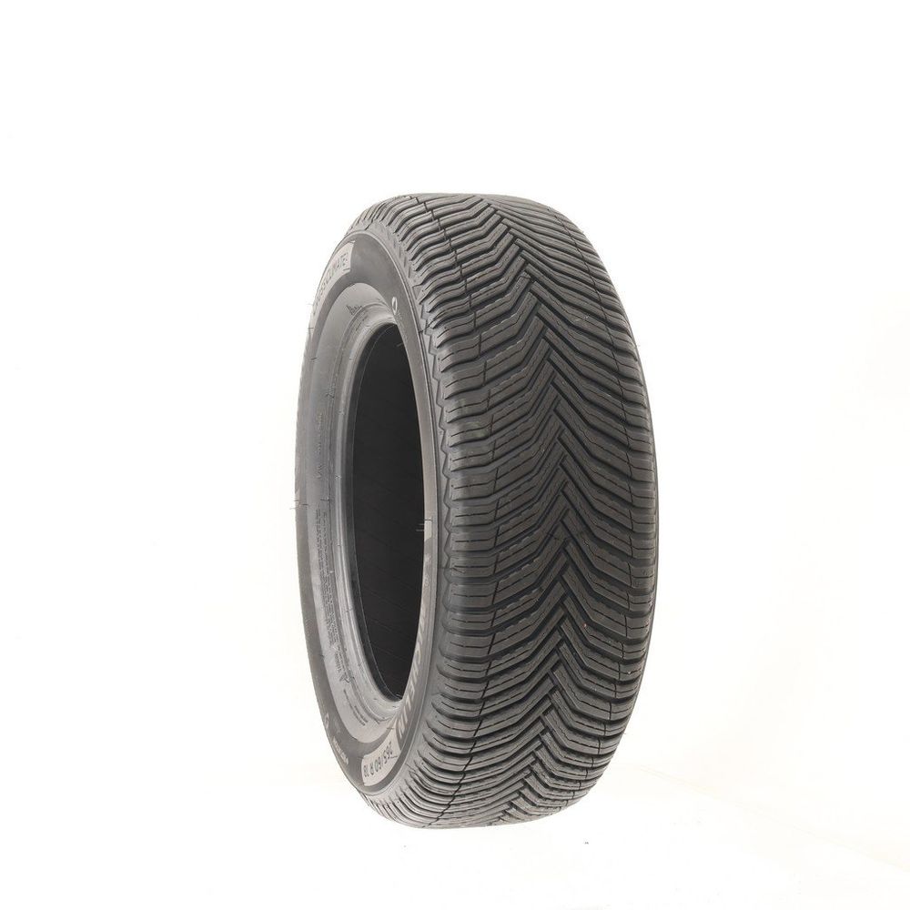Set of (2) Driven Once 265/60R18 Michelin CrossClimate 2 110V - 10/32 - Image 1