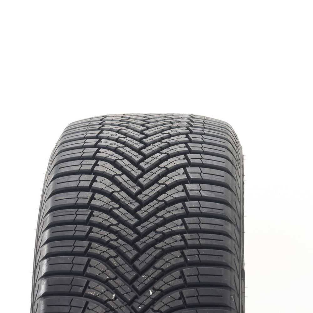 New 255/60R18 Goodyear Assurance WeatherReady 2 112V - Image 2