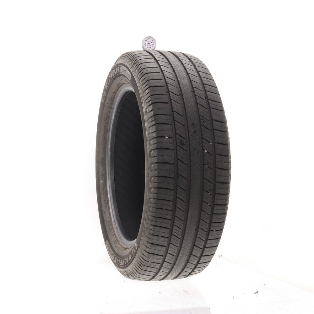 Set of (4) Used 255/55R20 Michelin Defender 2 110H - 9.5-11/32 - Image 1