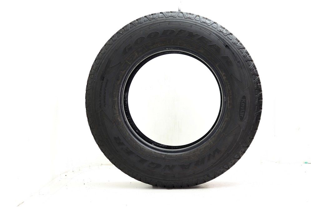 Set of (2) Used 235/75R17 Goodyear Wrangler All-Terrain Adventure Kevlar 109T - 8.5-9.5/32 - Image 6
