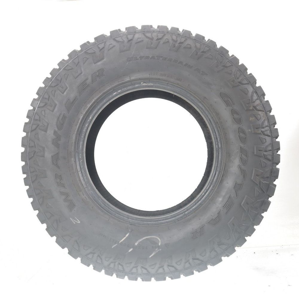 Used LT 35X12.5R17 Goodyear Wrangler Ultra Terrain AT 121Q E - 15/32 - Image 3