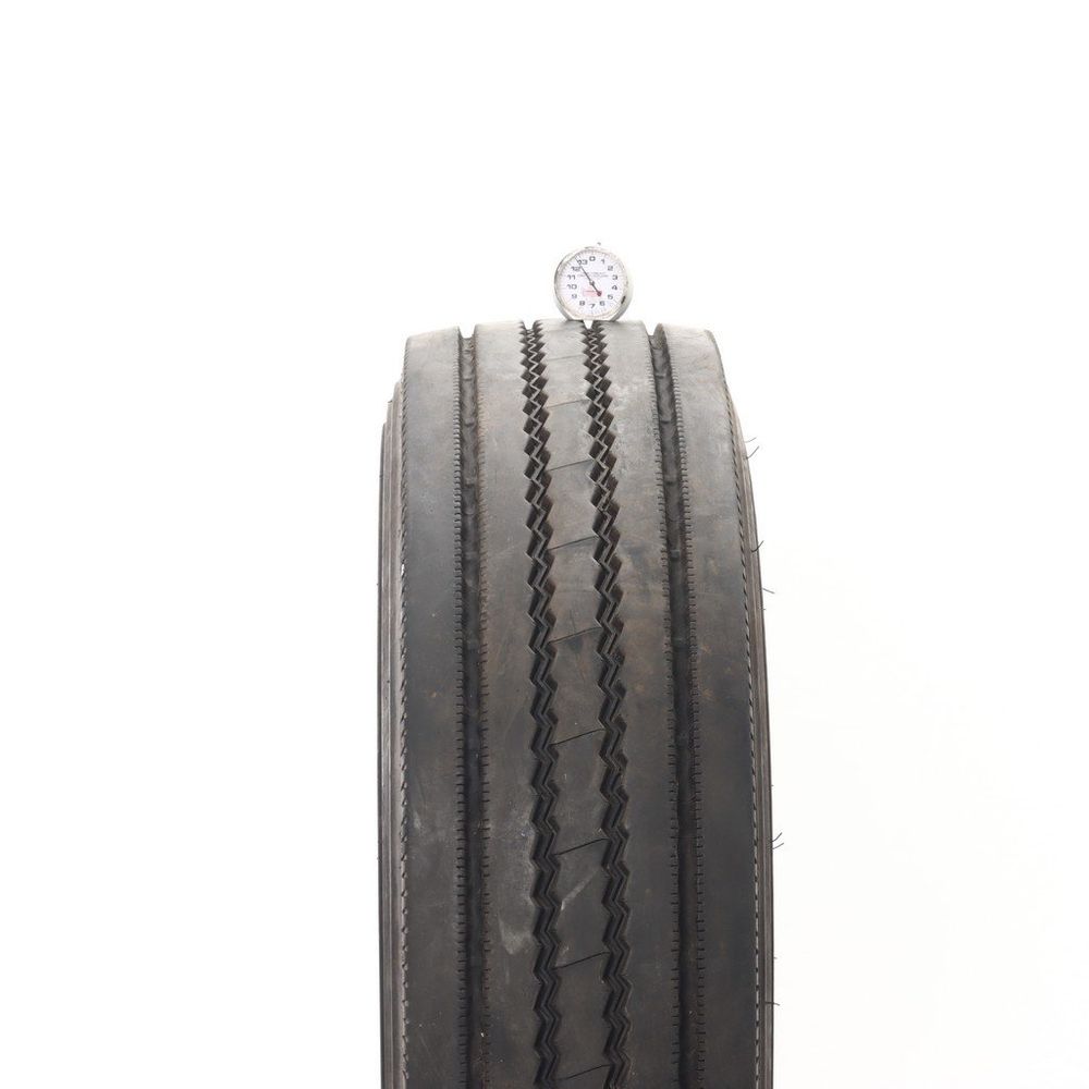 Used 225/70R19.5 Michelin XZE 128/126N - 12.5/32 - Image 2