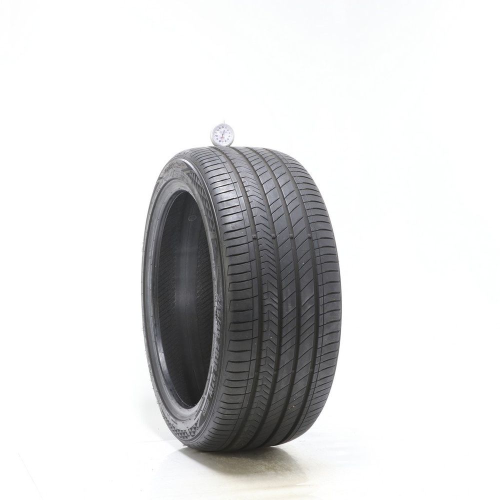 Set of (4) Used 245/40ZR18 Kumho Majesty 9 Solus TA91 97W - 7.5/32 - Image 1