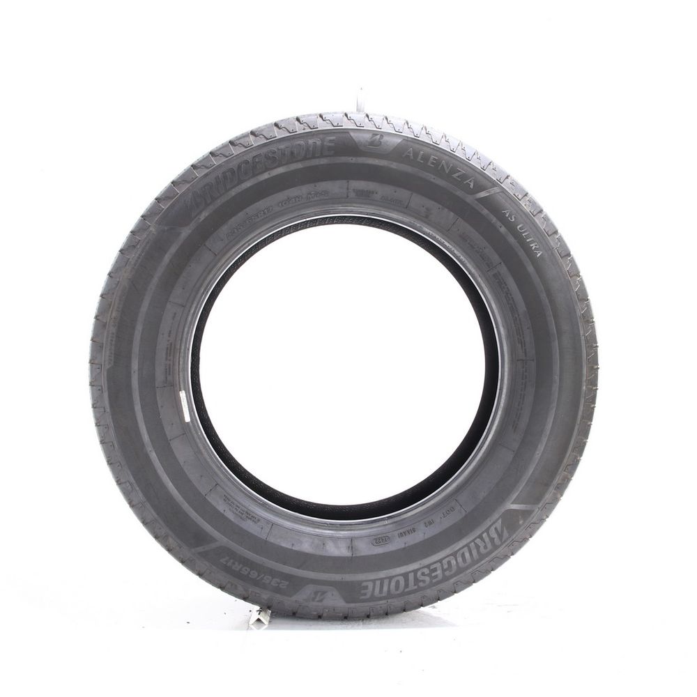 Set of (4) Used 235/65R17 Bridgestone Alenza AS Ultra 104H - 6.5-8/32 - Image 6