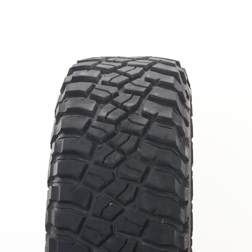 Used LT 275/70R18 BFGoodrich Mud-Terrain T/A KM3 125/122Q E - 16/32 - Image 2