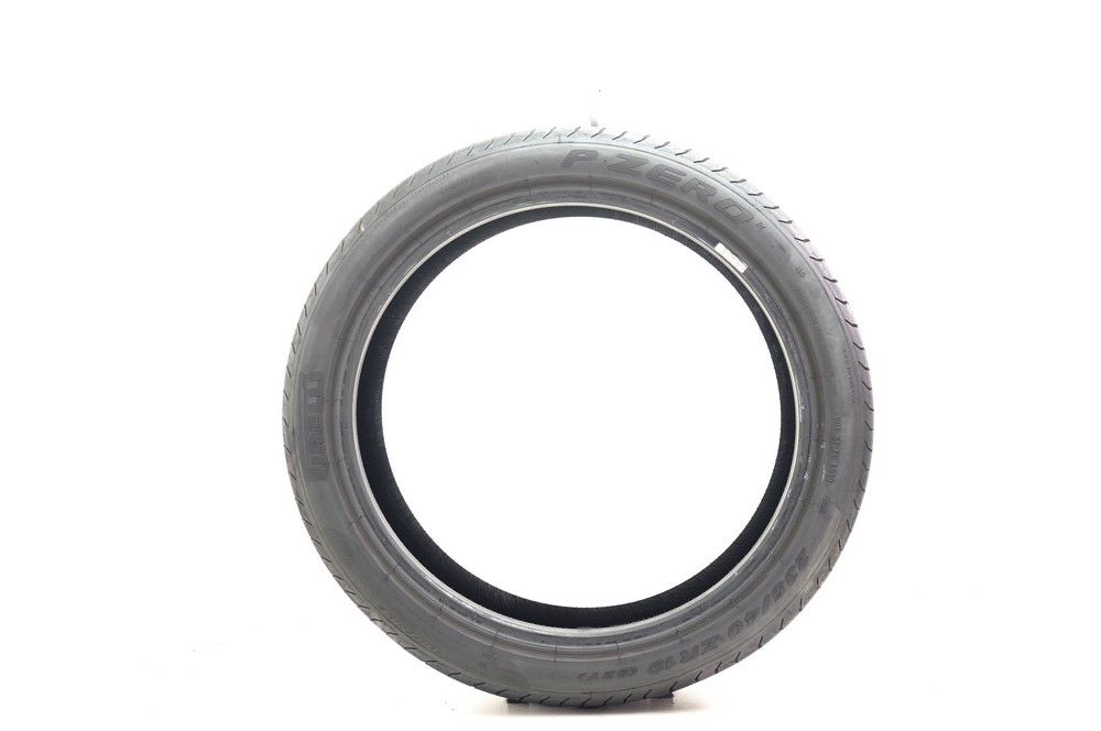 Used 235/40ZR19 Pirelli P Zero MO 92Y - 8.5/32 - Image 3