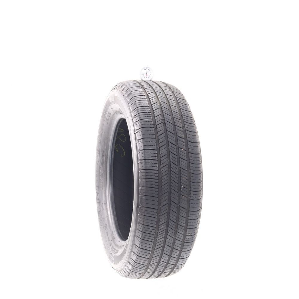 Set of (2) Used 215/65R17 Michelin Defender T+H 99H - 6-7/32 - Image 4
