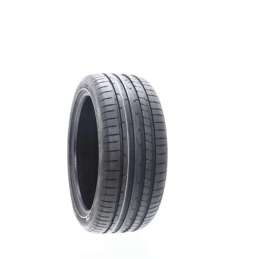 New 255/40ZR19 Dunlop Sport Maxx RT2 100Y - Image 1