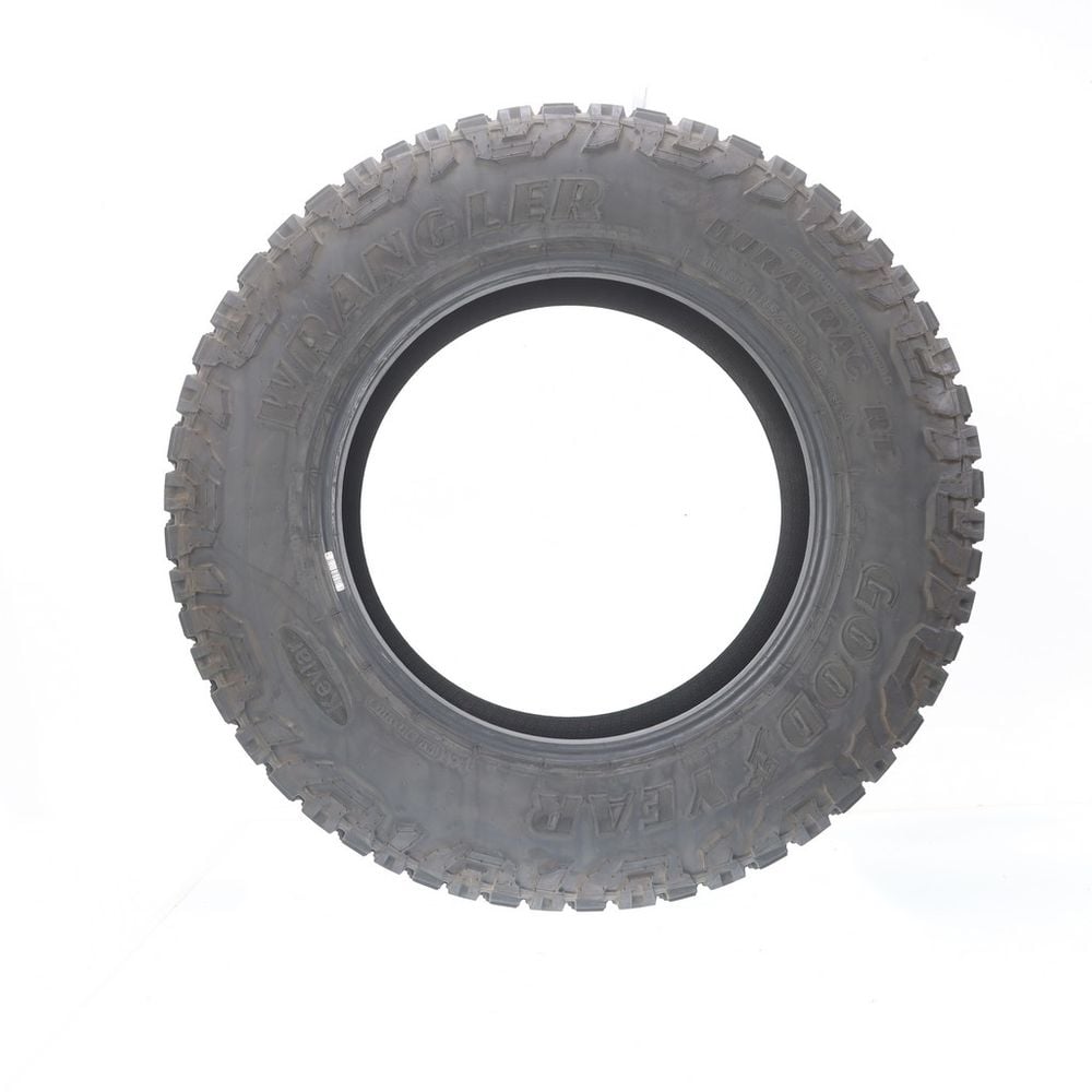 Used 255/70R18 Goodyear Wrangler Duratrac RT Kevlar 116T - 12.5/32 - Image 3
