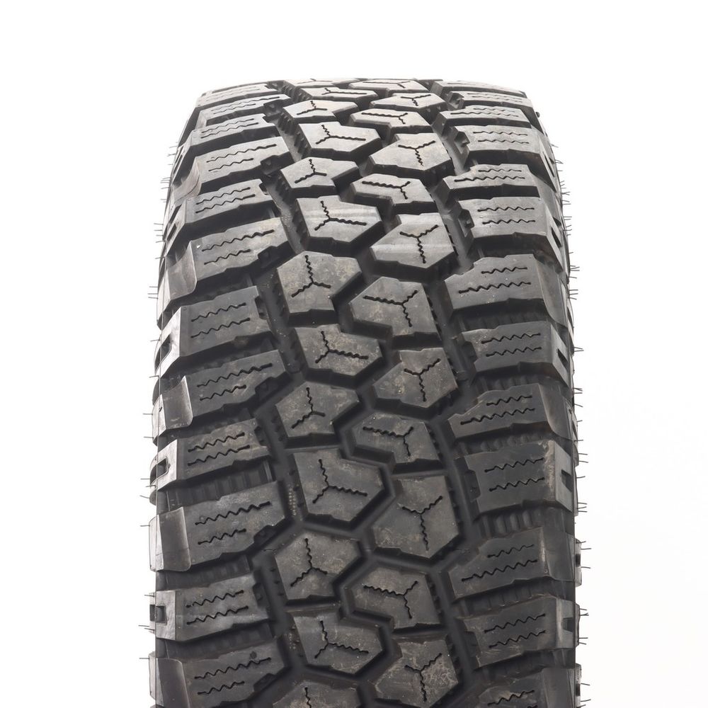 Used LT 35X12.5R17 Cooper Discoverer Rugged Trek 121Q E - 17/32 - Image 2