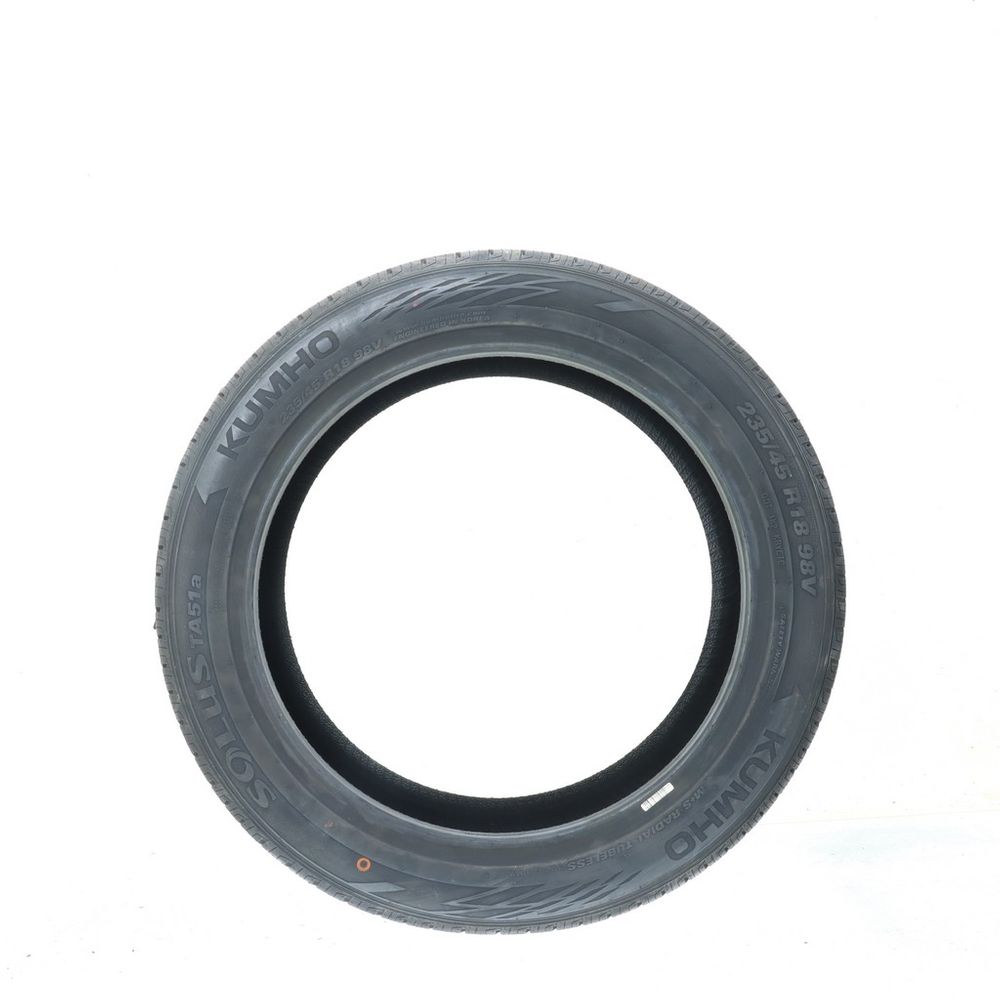 New 235/45R18 Kumho Solus TA51a 98V - Image 3