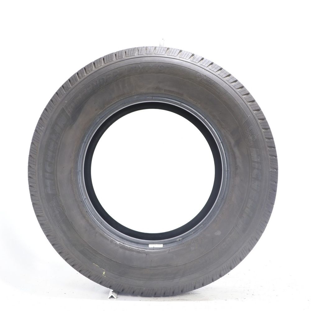 Set of (2) Used 265/70R17 Michelin Defender LTX M/S 115T - 7.5-8.5/32 - Image 3