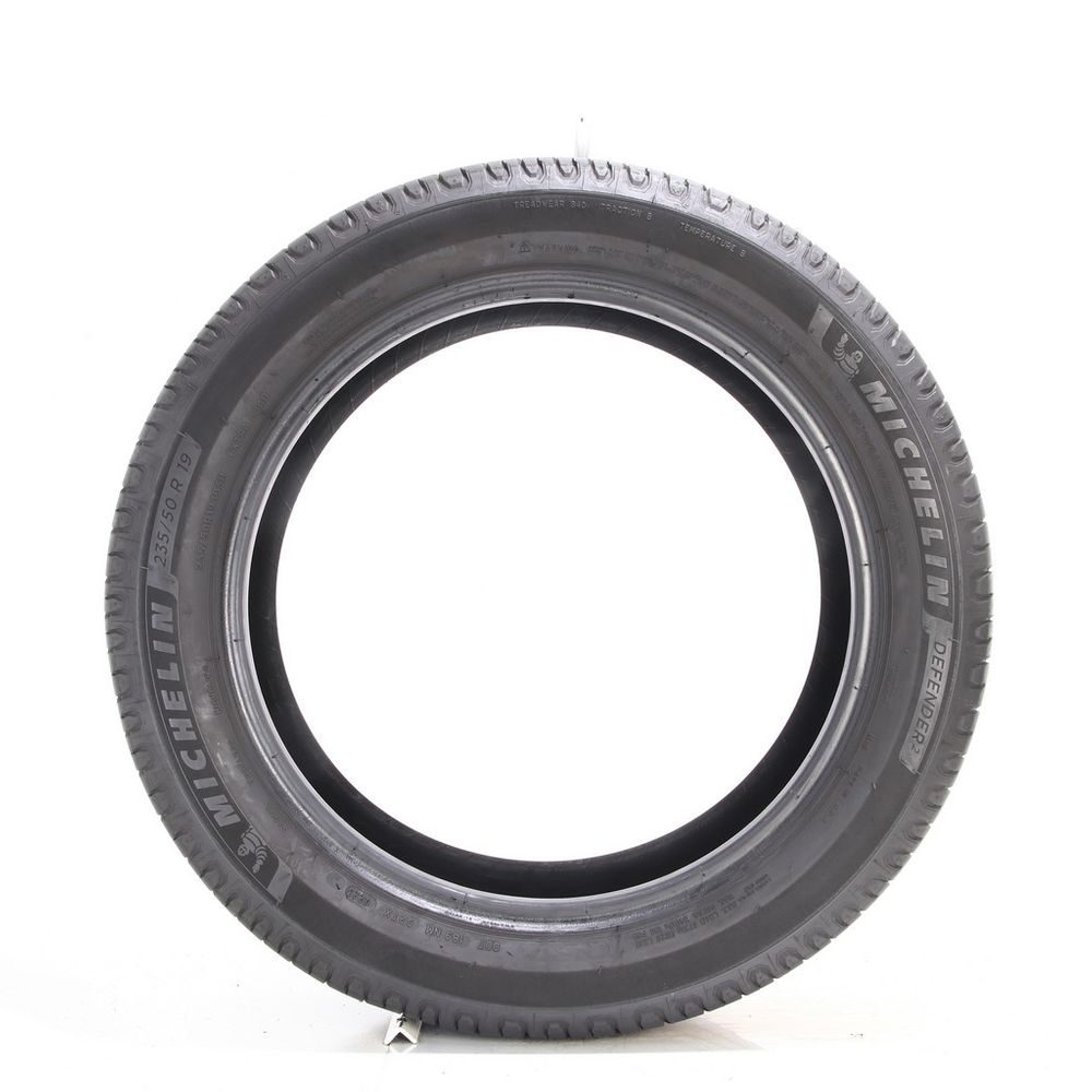 Set of (2) Used 235/50R19 Michelin Defender 2 103H - 7.5-8/32 - Image 3