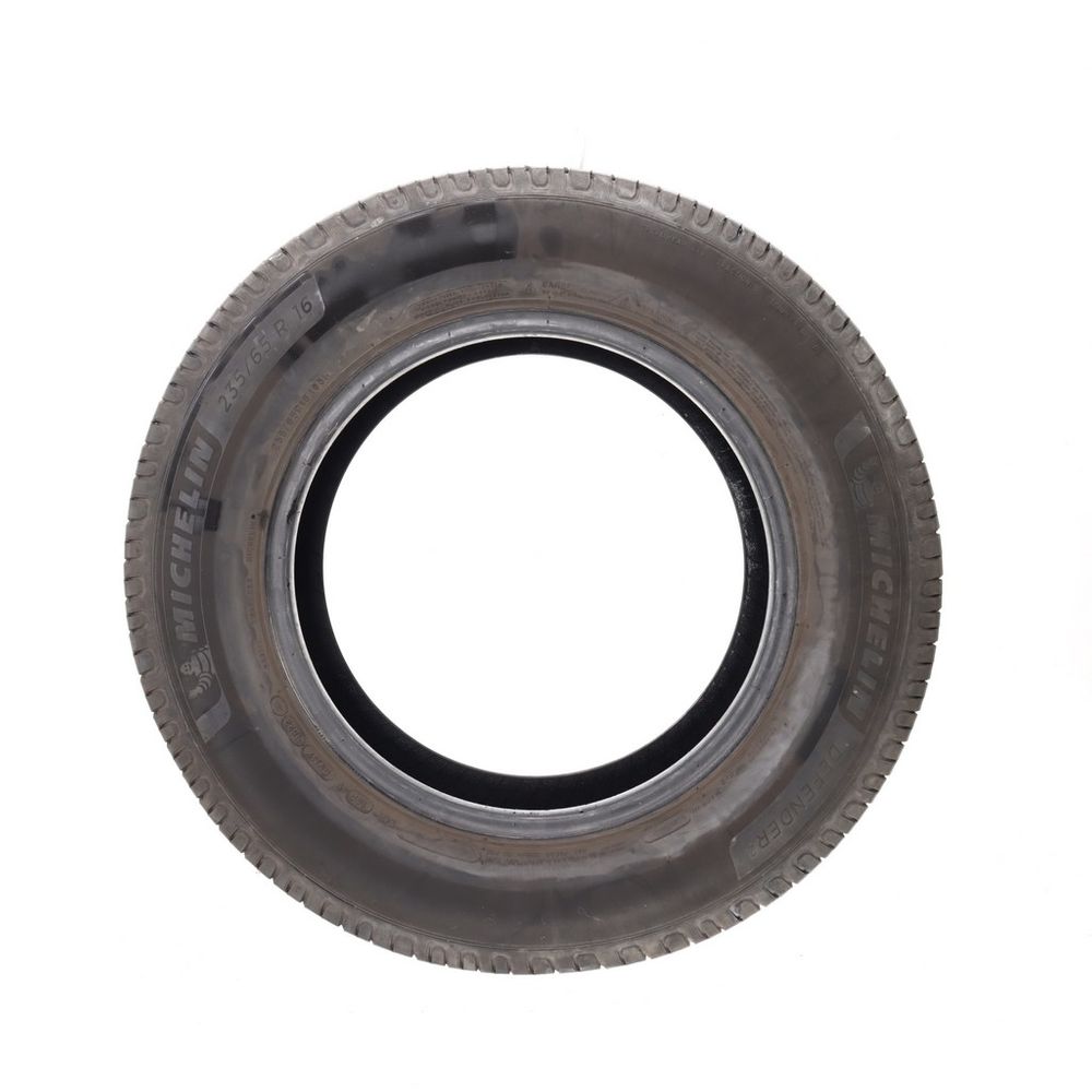 Used 235/65R16 Michelin Defender 2 103H - 7.5/32 - Image 3
