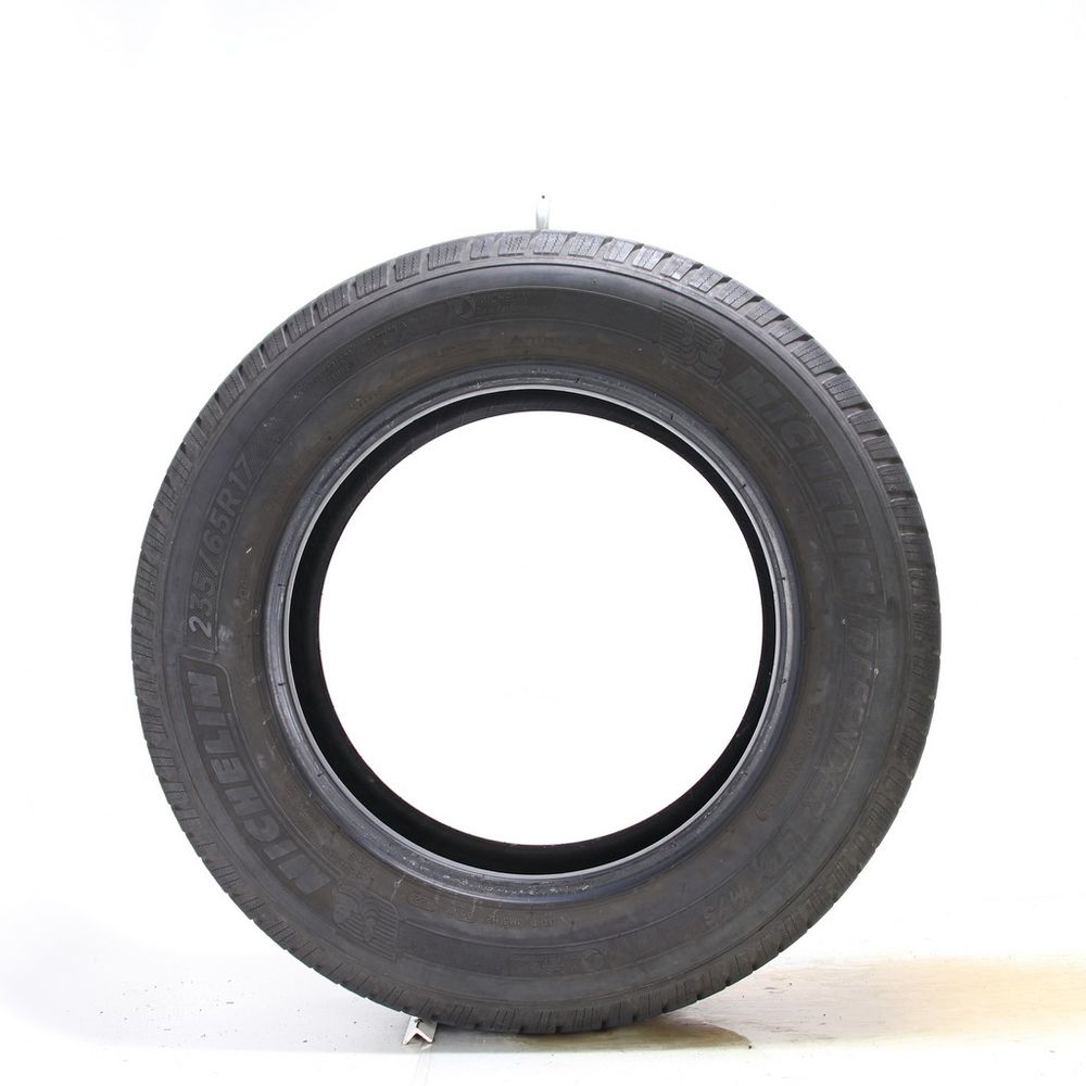 Set of (4) Used 235/65R17 Michelin Defender LTX M/S 104T - 8-8.5/32 - Image 3