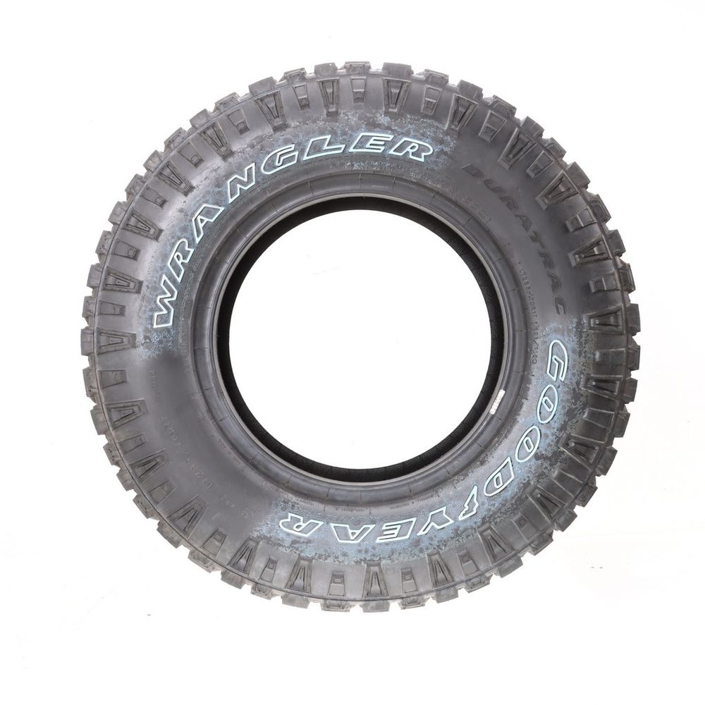 Set of (2) New LT 285/70R17 Goodyear Wrangler Duratrac 121/118Q E - 18/32 - Image 3