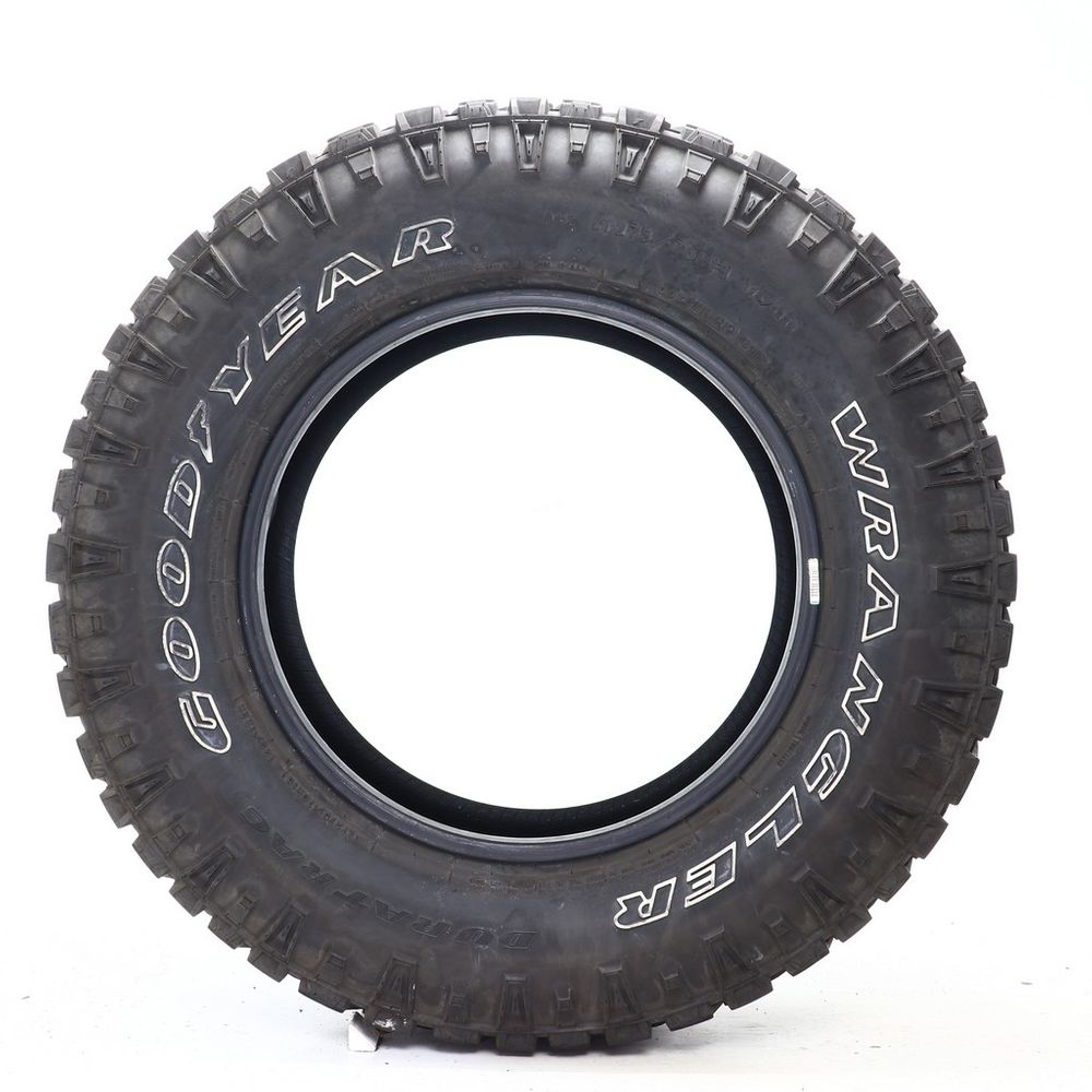 Used LT 275/70R18 Goodyear Wrangler Duratrac 125/122R E - 15/32 - Image 3