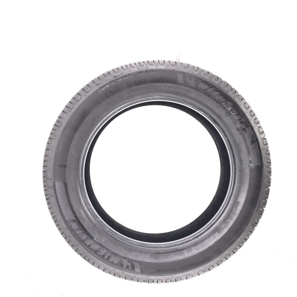 Set of (4) Used 225/60R18 Michelin Defender 2 100H - 9.5/32 - Image 3