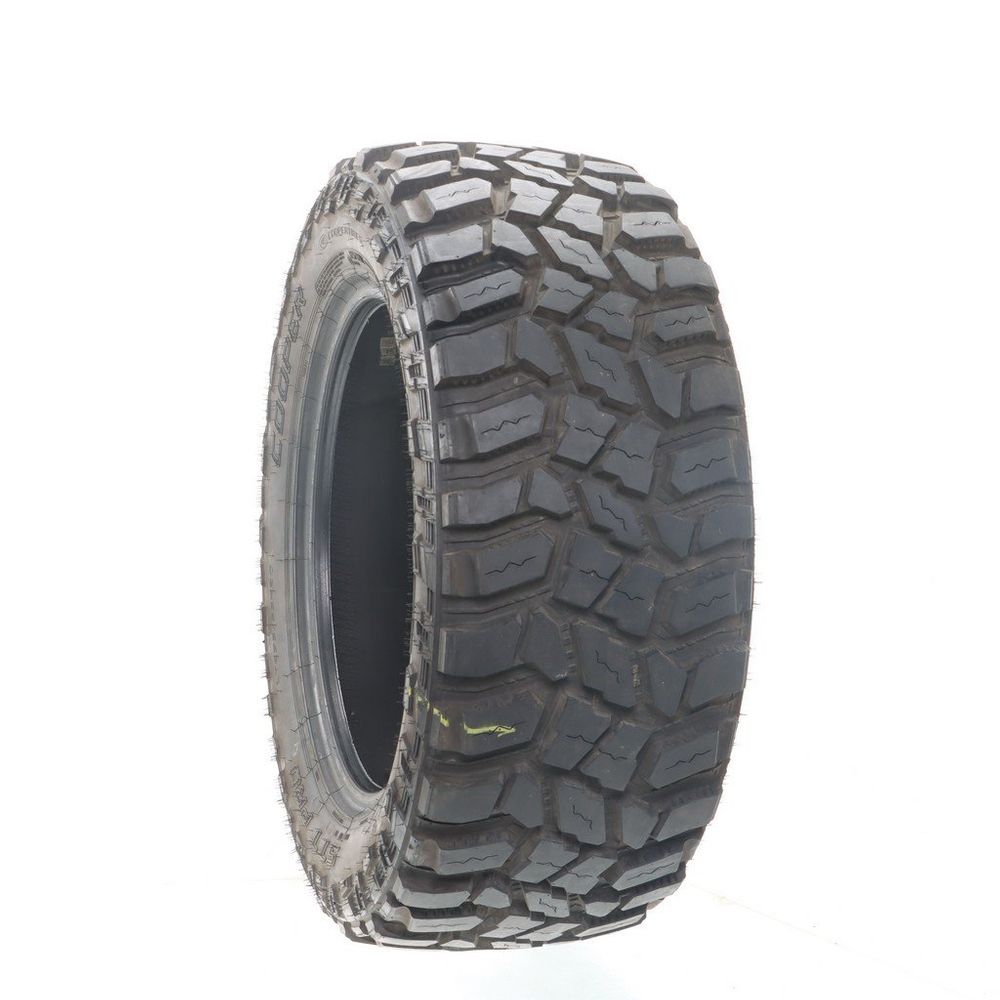 Used LT 295/55R20 Cooper Discoverer STT Pro 123/120Q E - 20/32 - Image 1