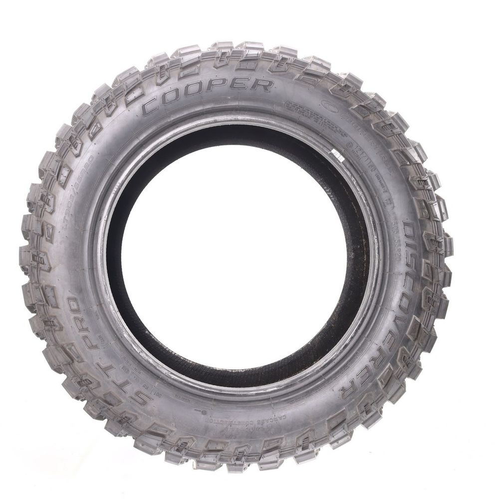 Driven Once LT 305/55R20 Cooper Discoverer STT Pro 121/118Q E - 20/32 - Image 3