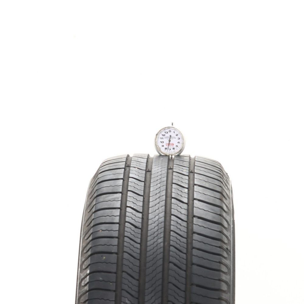 Set of (4) Used 235/65R17 Michelin Defender 2 104H - 7-7.5/32 - Image 5