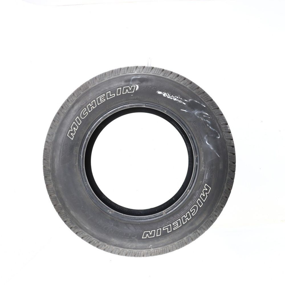 Set of (2) Used 235/70R16 Michelin Defender LTX M/S 109T - 8.5-9/32 - Image 3