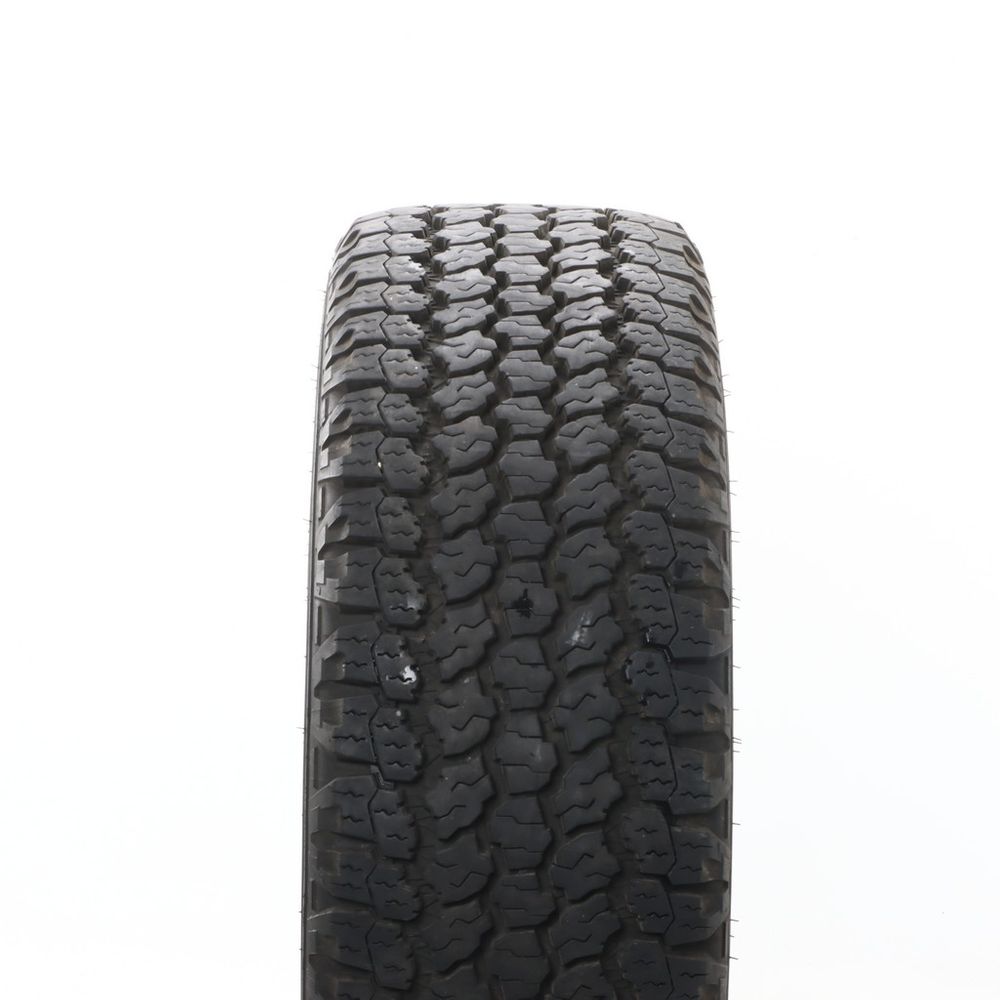 Set of (2) Used LT 285/60R20 Goodyear Wrangler All-Terrain Adventure Kevlar 125/122R E - 13-14/32 - Image 5