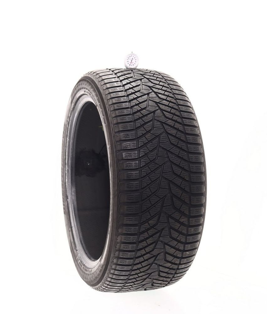 Used 275/40R20 Yokohama BluEarth Winter V905 106V - 8/32 - Image 1